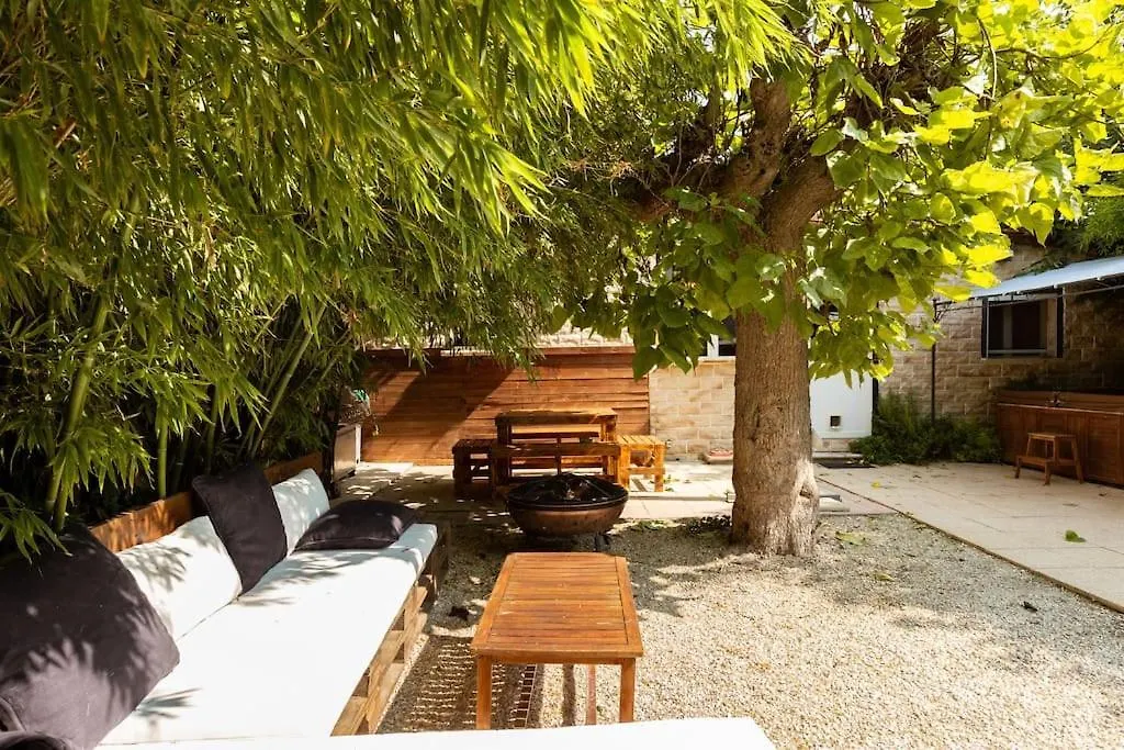 Havre De Paix Avignon Avec Jacuzzi & Sauna 0*,