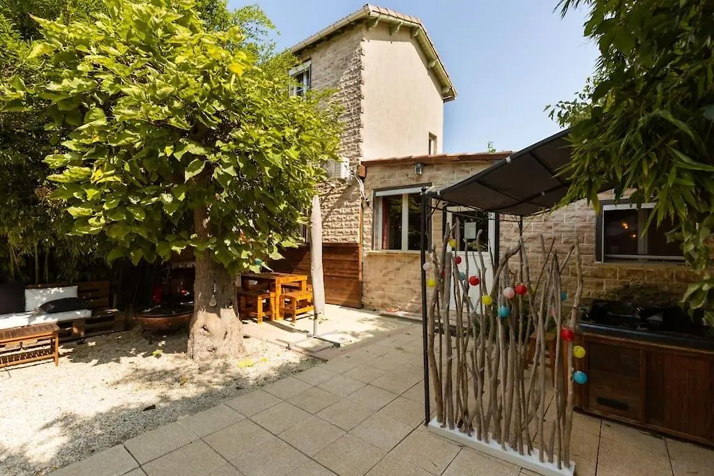 Holiday home Havre De Paix Avignon Avec Jacuzzi & Sauna France